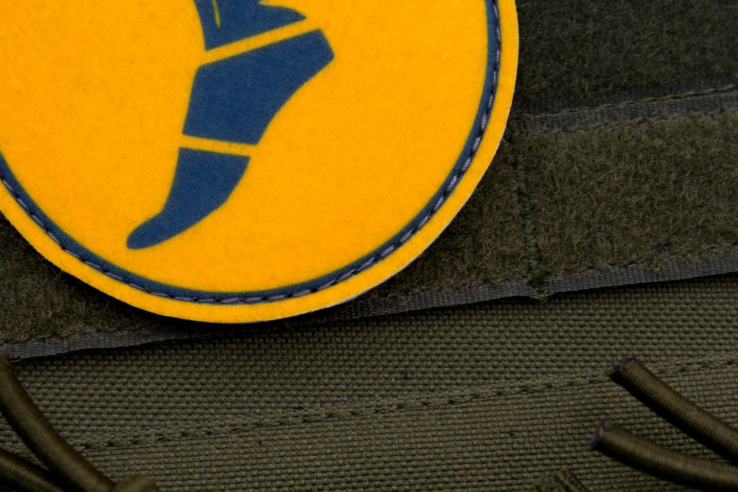 Scout TF2 BLUE team hook and loop morale patch 3″