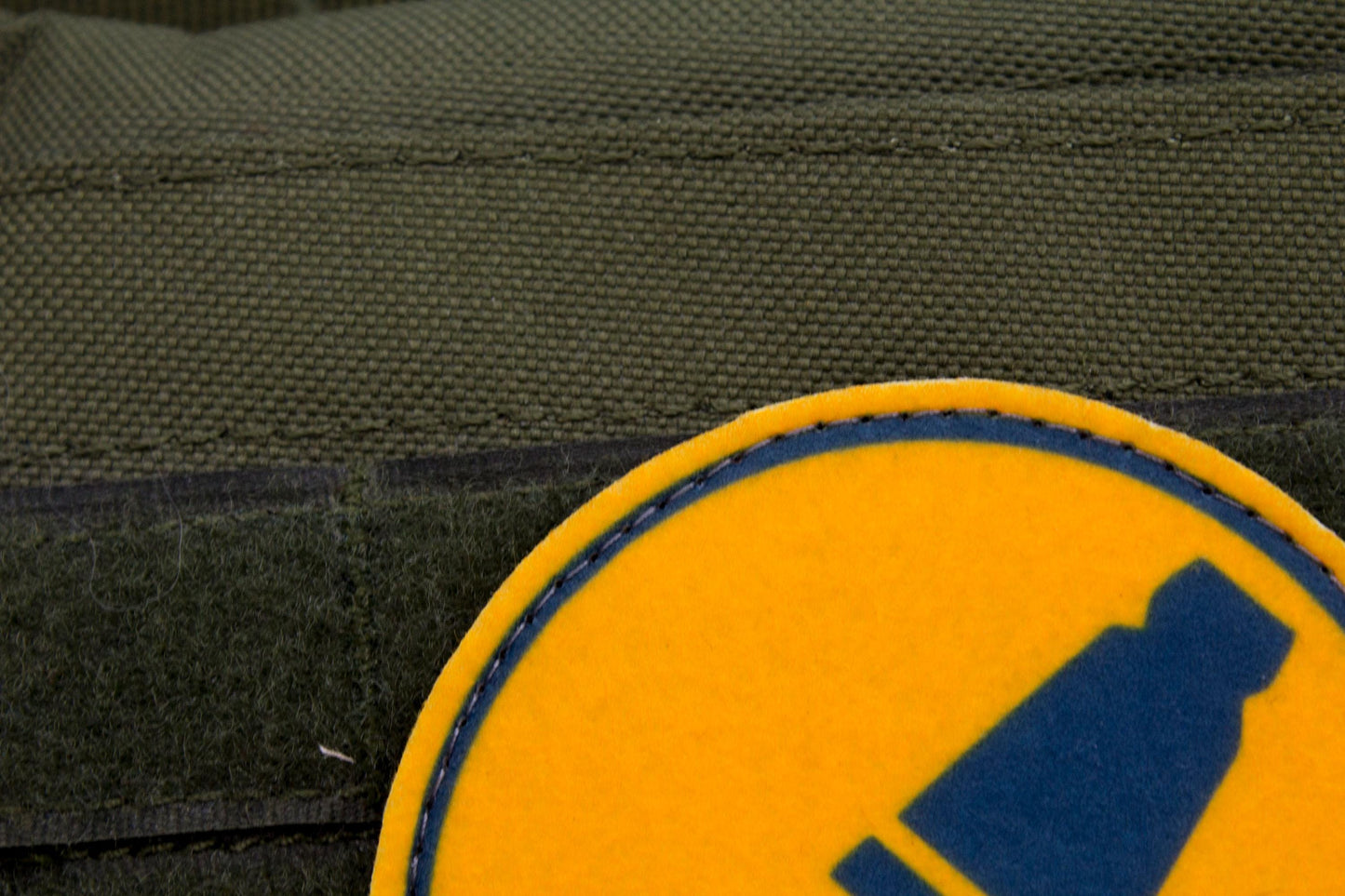 Soldier TF2 BLUE team hook and loop morale patch 3″
