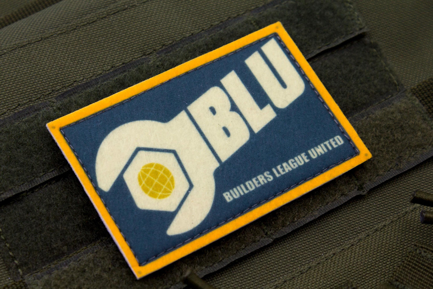 TF2 BLUE team hook and loop morale patch