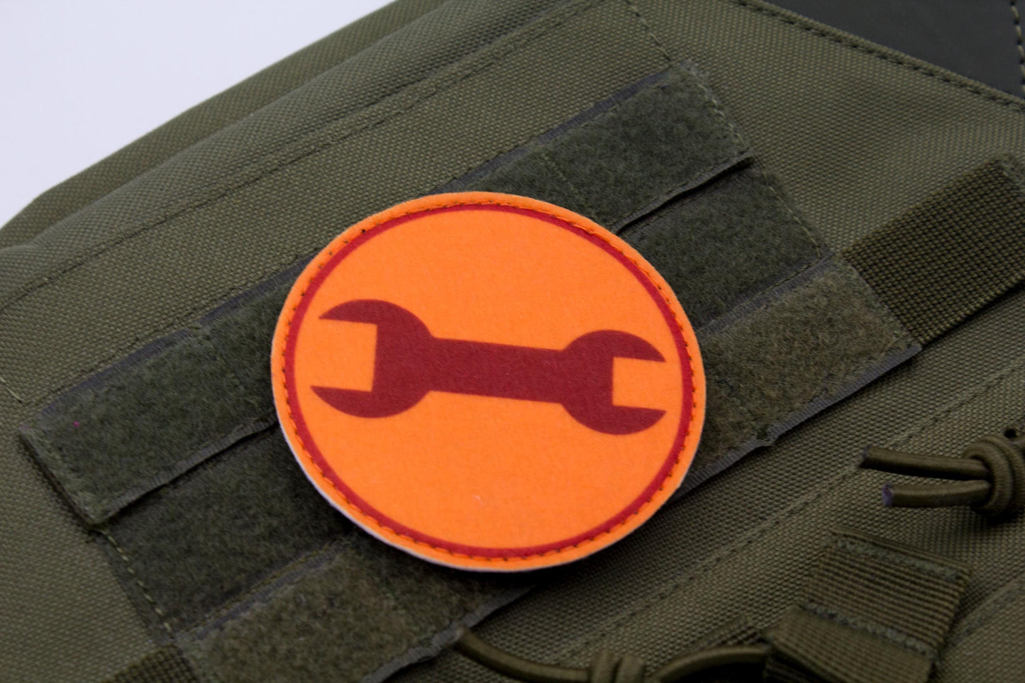 Engineer TF2 RED team hook and loop morale patch 3″