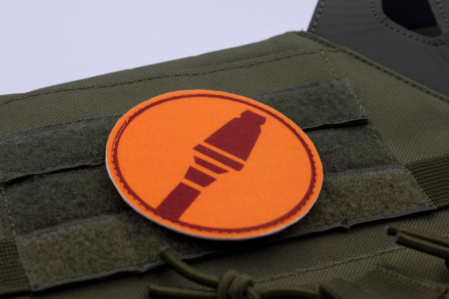 Soldier TF2 RED team hook and loop morale patch 3″