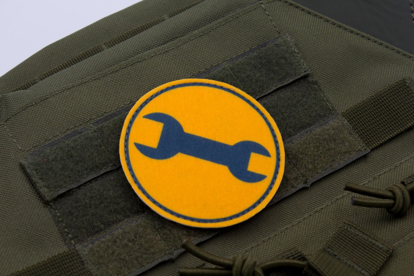 Engineer TF2 BLUE team hook and loop morale patch 3″