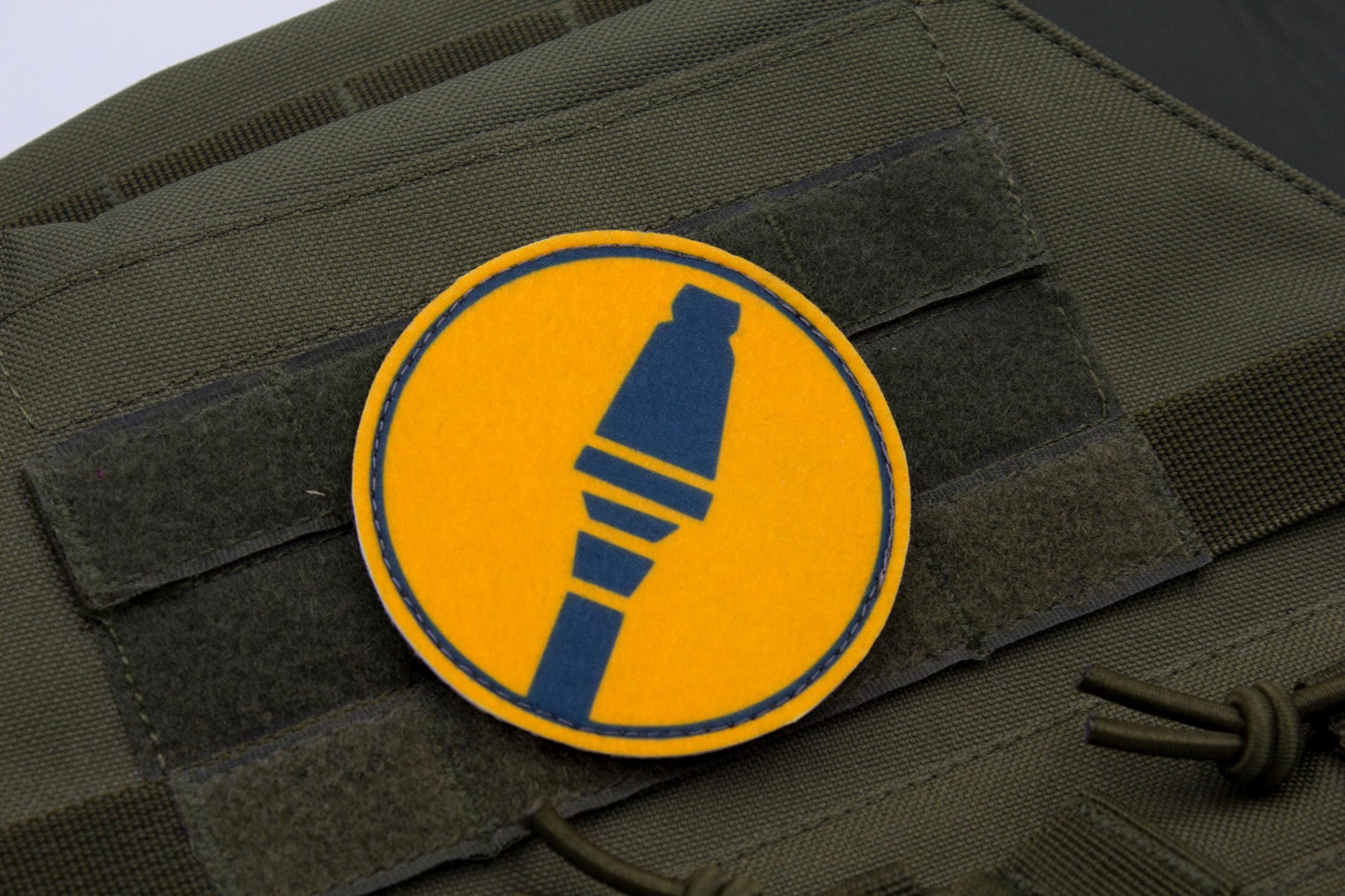Soldier TF2 BLUE team hook and loop morale patch 3″