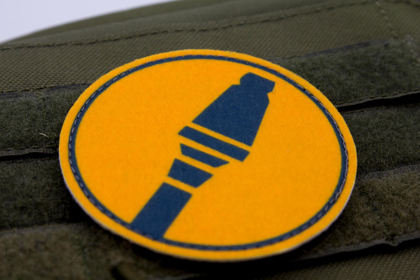 Soldier TF2 BLUE team hook and loop morale patch 3″