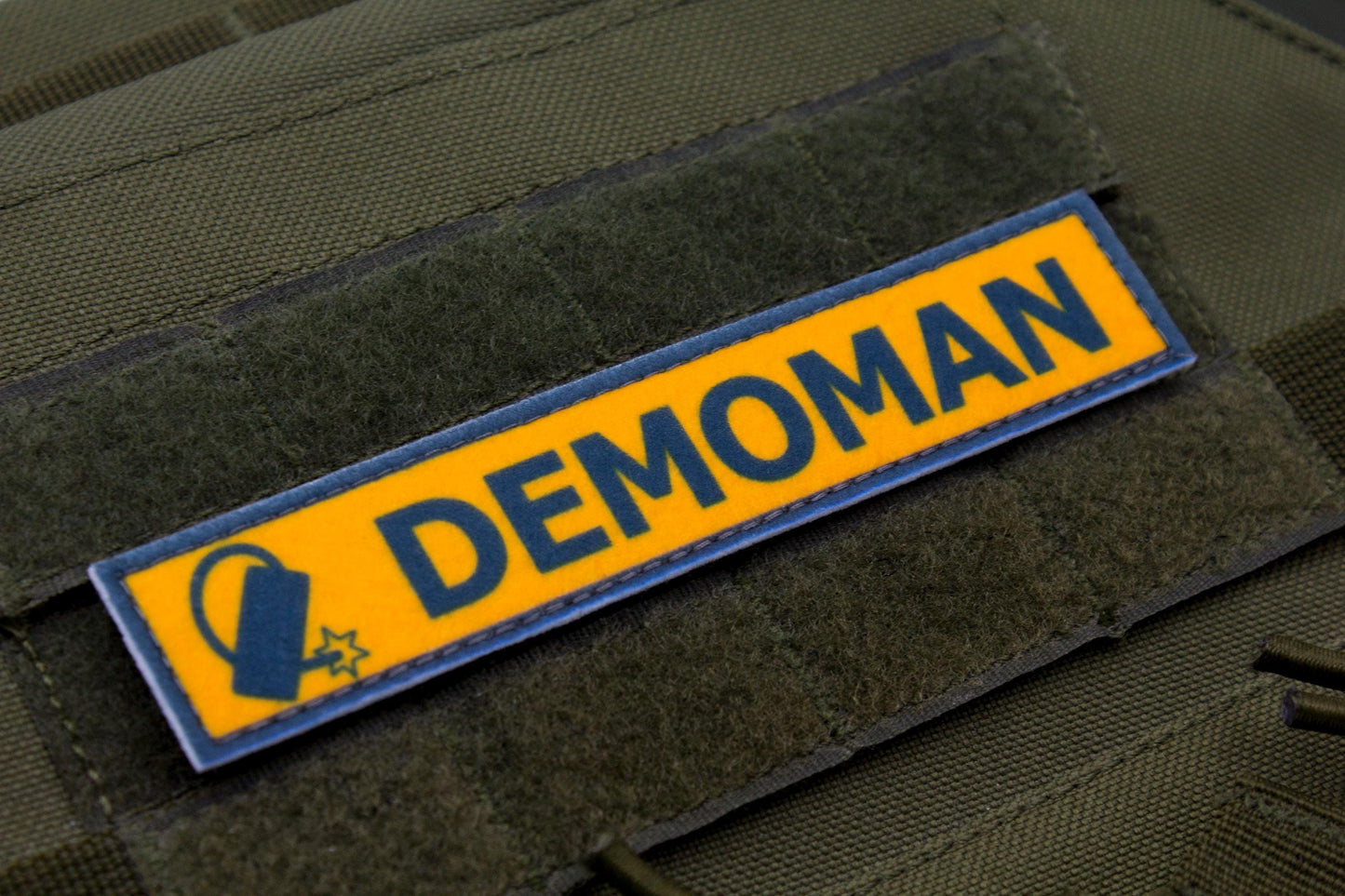 Demoman TF2 beta BLUE team stripe hook and loop morale patch