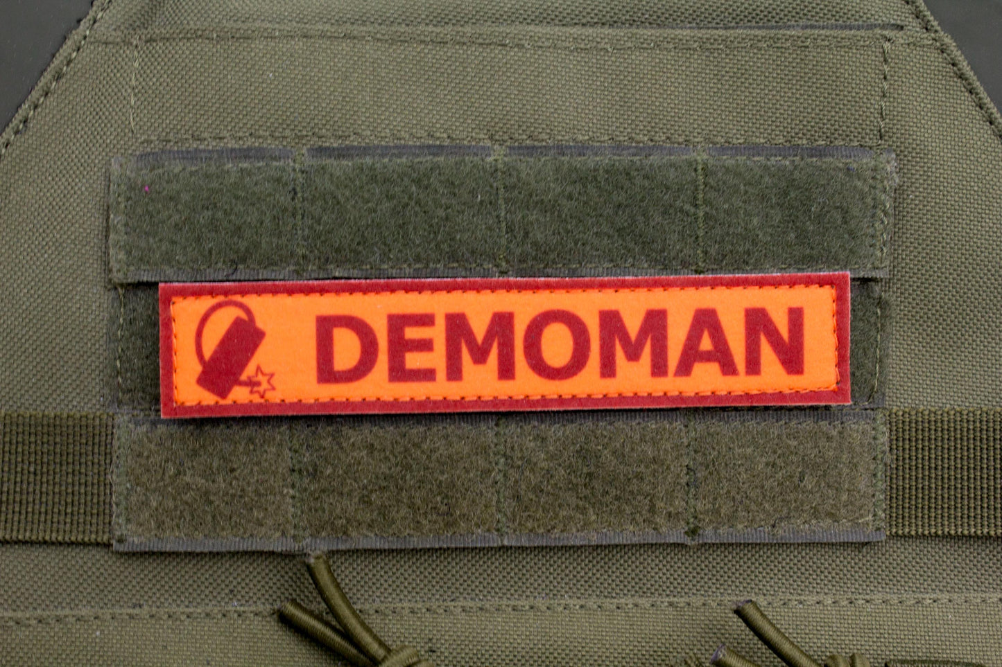 Demoman TF2 RED team team stripe hook and loop morale patch