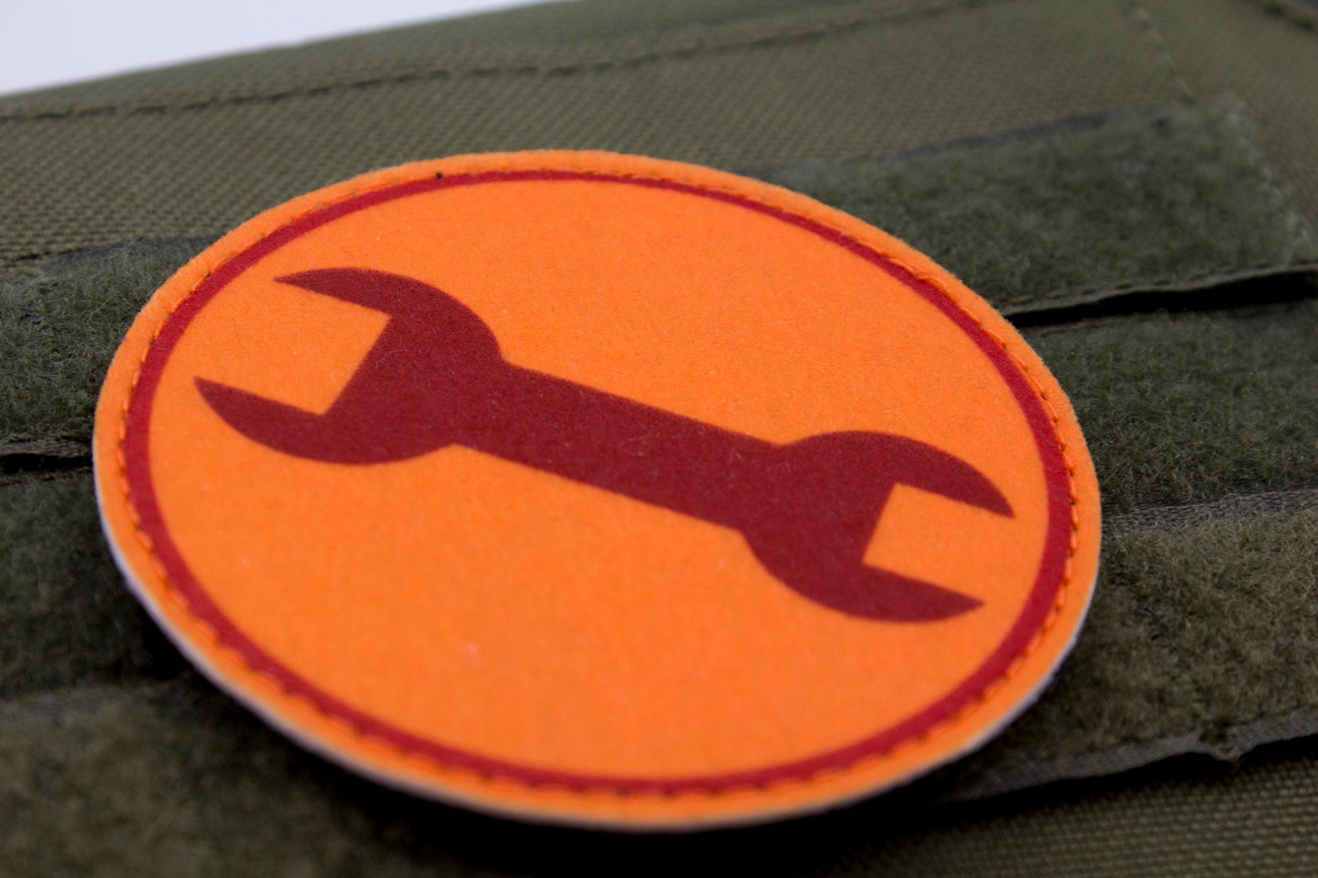 Engineer TF2 RED team hook and loop morale patch 3″