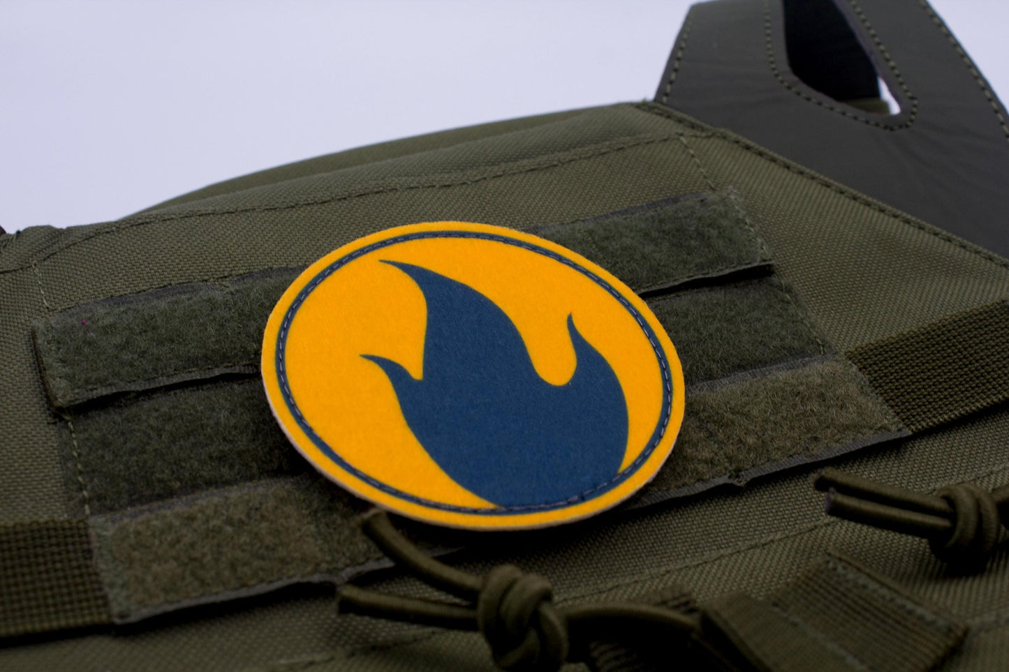 Pyro TF2 BLUE team hook and loop morale patch 3″