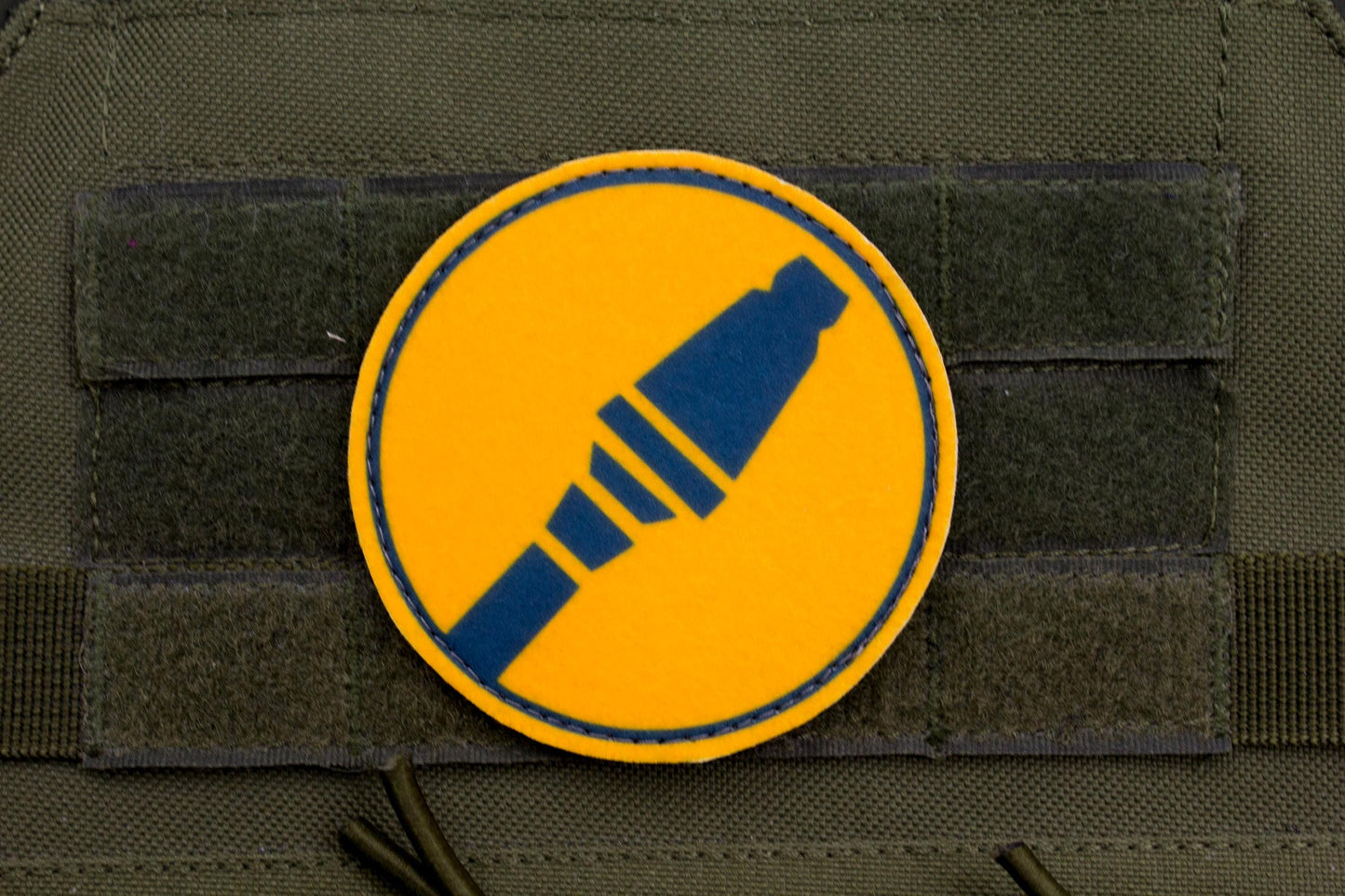 Soldier TF2 BLUE team hook and loop morale patch 3″